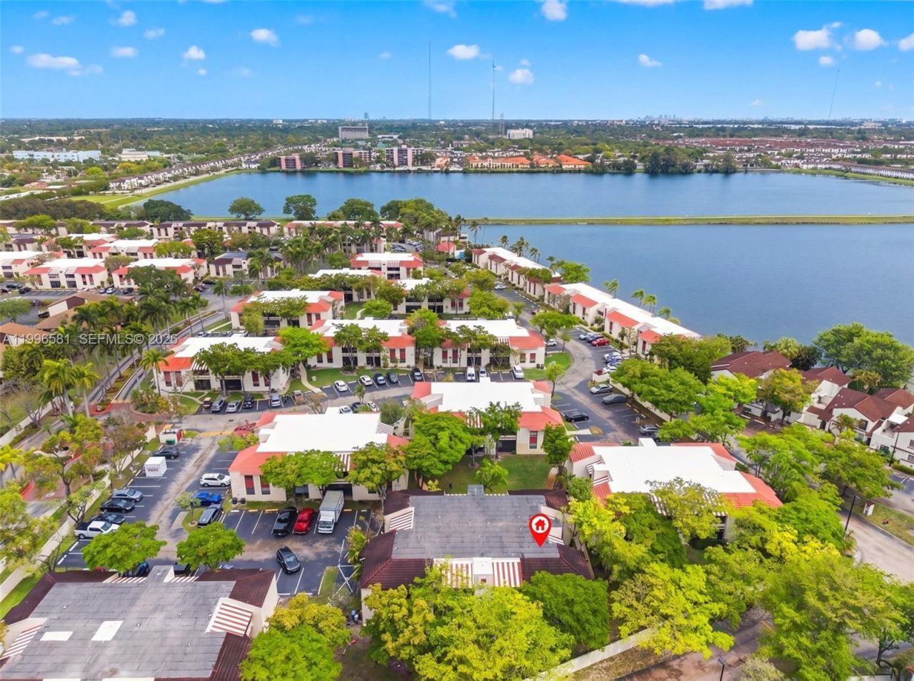 20015 NE 3rd Ct , Unit 6, Miami, FL 33179 Photo