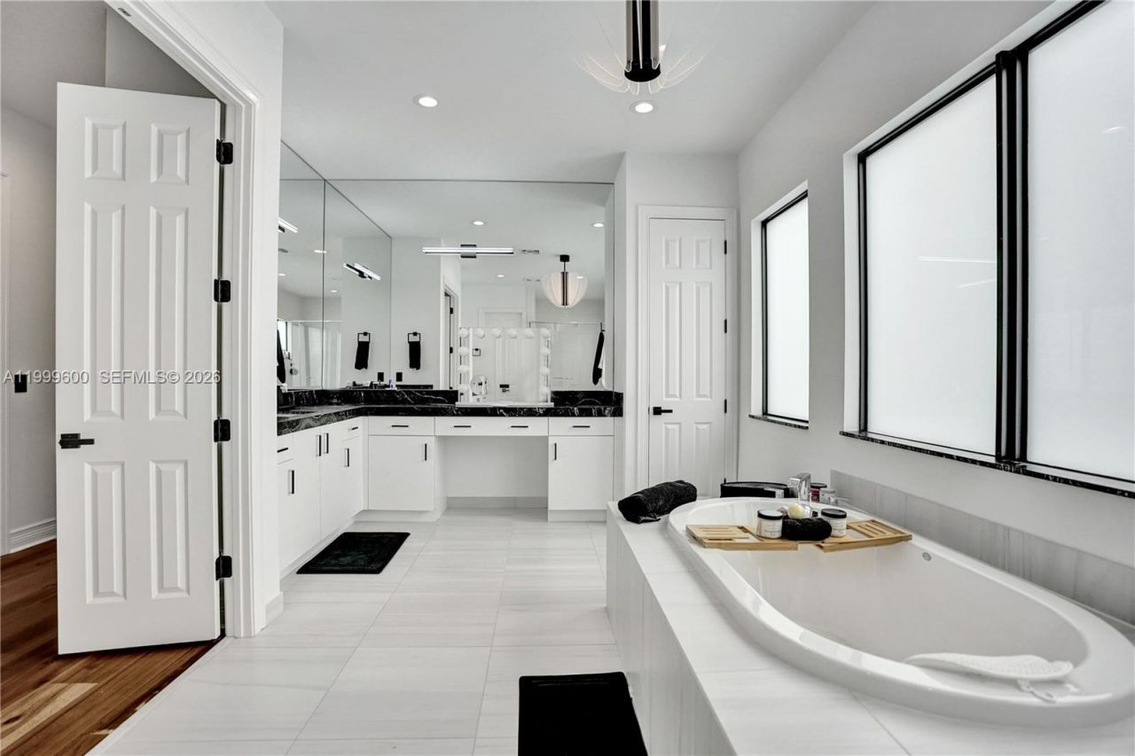 17073 Cappuccino Way, Boca Raton, FL 33496 Photo