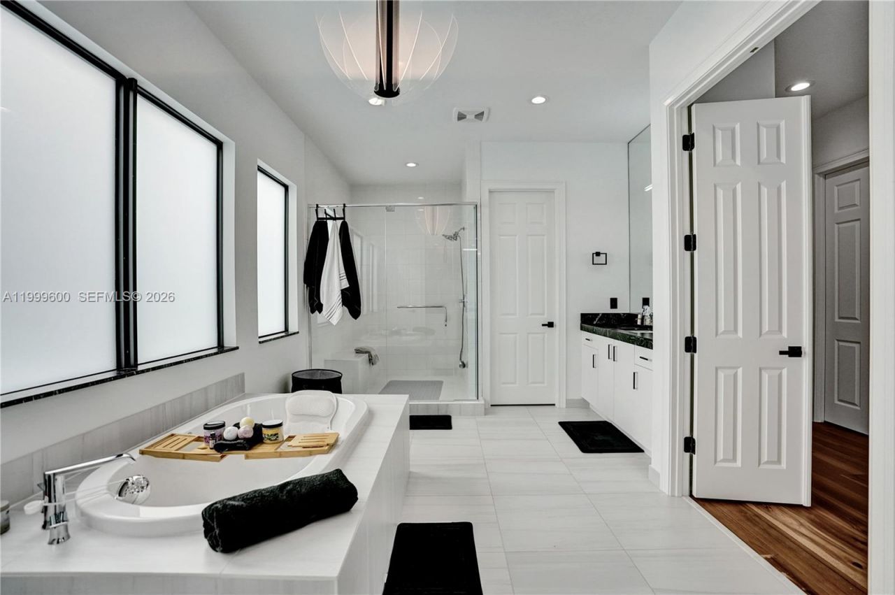 17073 Cappuccino Way, Boca Raton, FL 33496 Photo