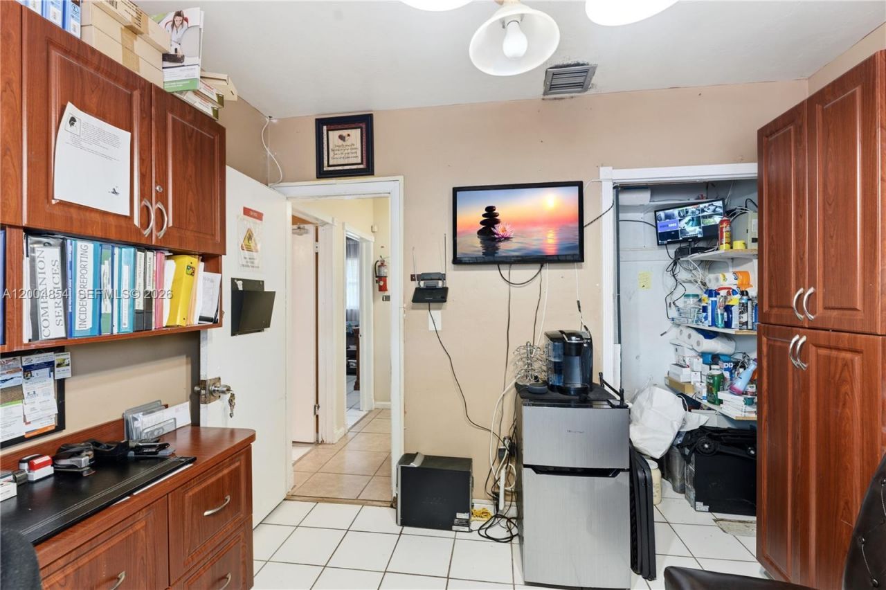 18910 NW 11th Ave, Miami Gardens, FL 33169 Photo