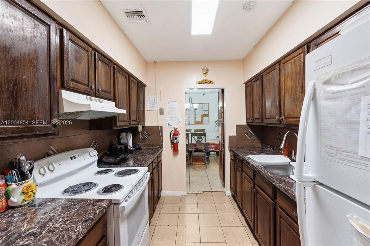 18910 NW 11th Ave, Miami Gardens, FL 33169 Photo