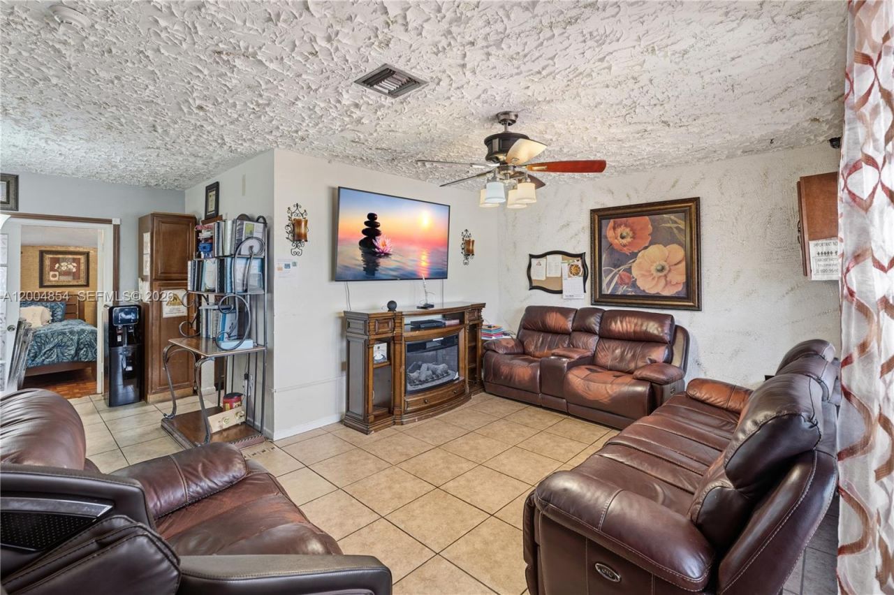 18910 NW 11th Ave, Miami Gardens, FL 33169 Photo