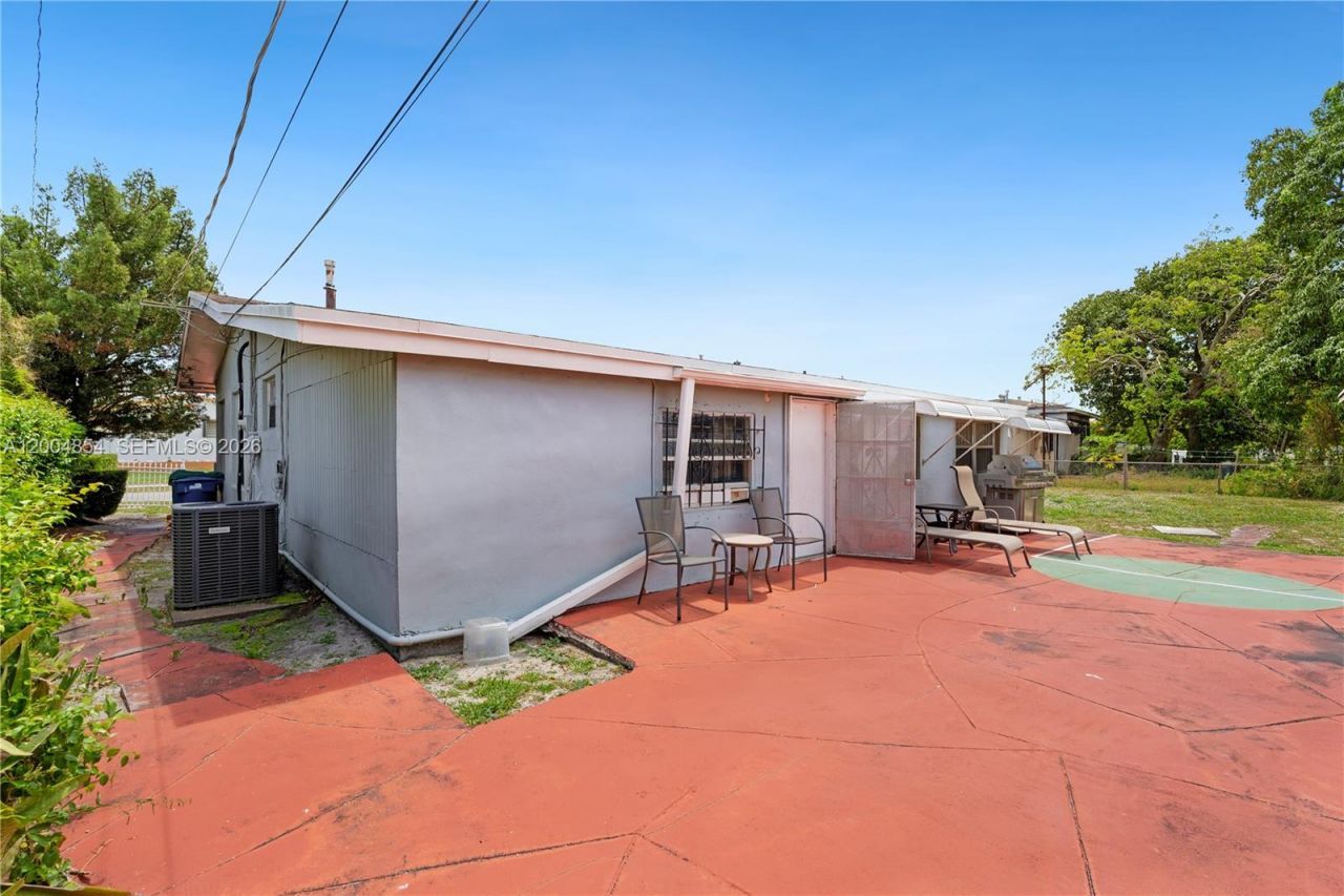 18910 NW 11th Ave, Miami Gardens, FL 33169 Photo