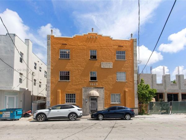 1043 NW 2nd St , Unit 9, Miami, FL 33128