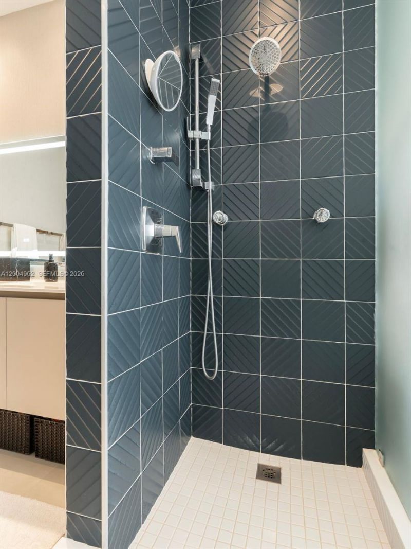 1030 15th St, Unit 321, Miami Beach, FL 33139 Photo