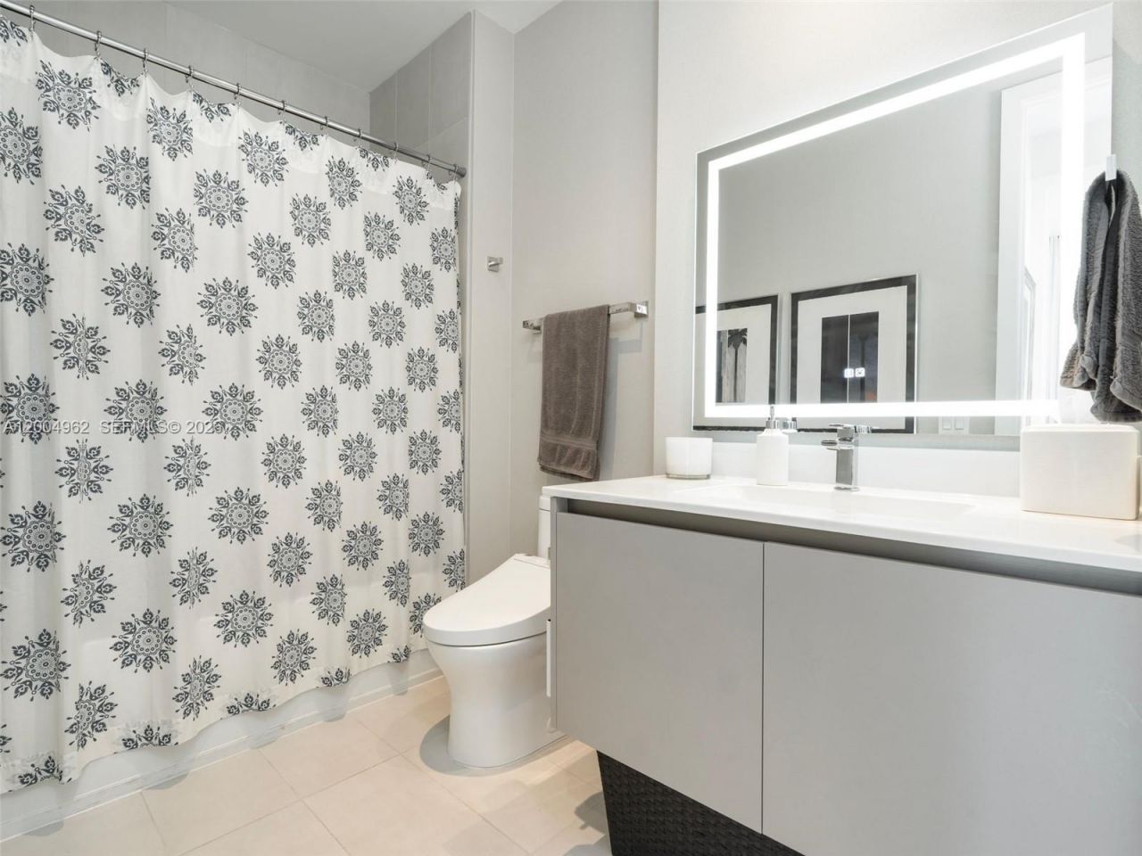 1030 15th St, Unit 321, Miami Beach, FL 33139 Photo