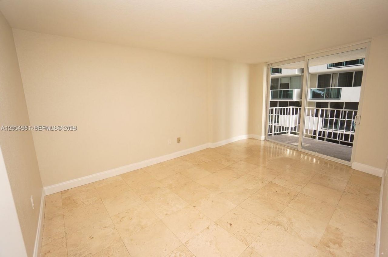 1228 West Ave , Unit 513, Miami Beach, FL 33139 Photo