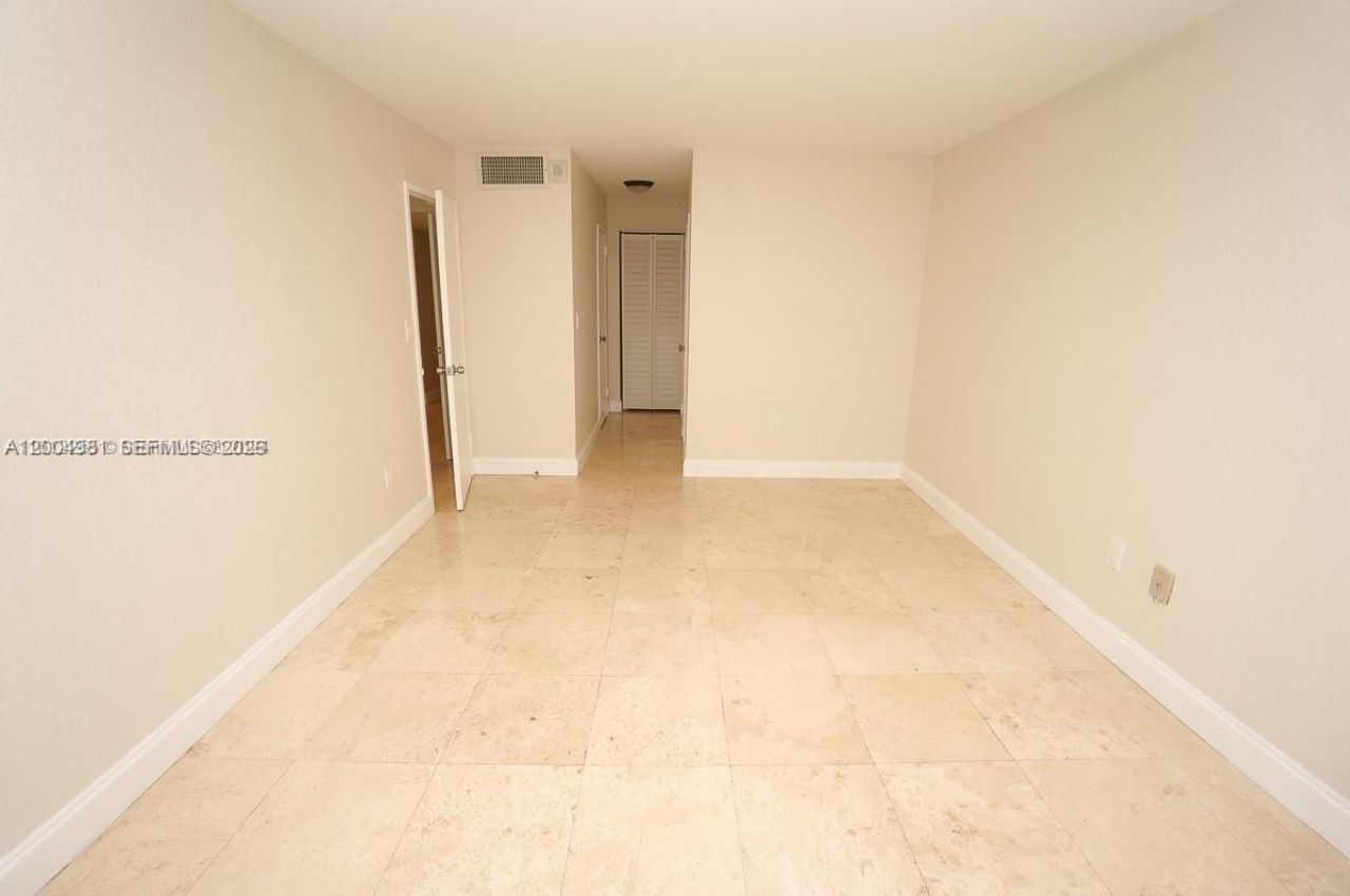 1228 West Ave , Unit 513, Miami Beach, FL 33139 Photo