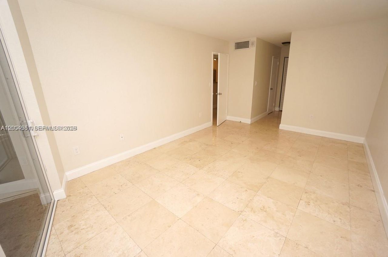 1228 West Ave , Unit 513, Miami Beach, FL 33139 Photo