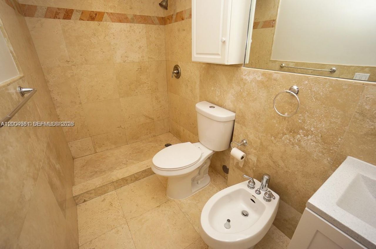 1228 West Ave , Unit 513, Miami Beach, FL 33139 Photo