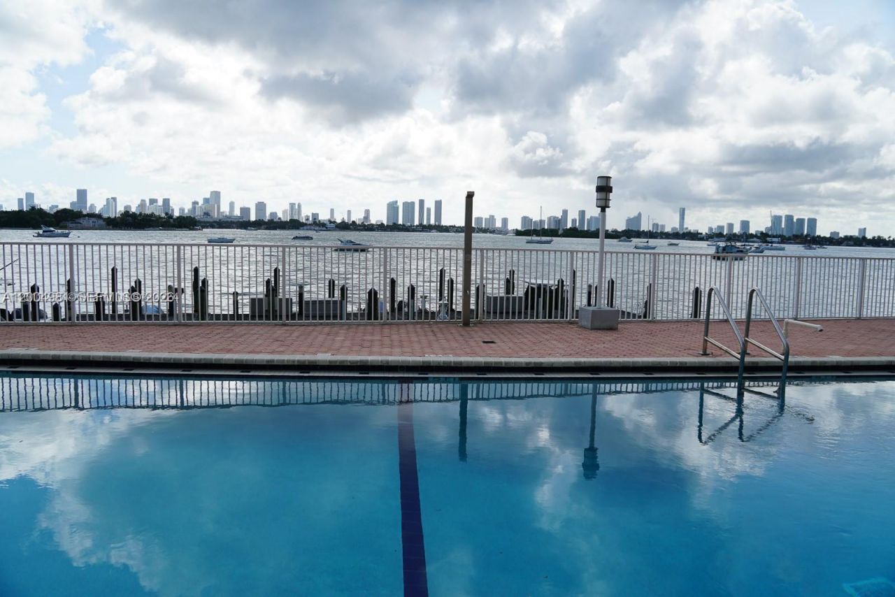 1228 West Ave , Unit 513, Miami Beach, FL 33139 Photo