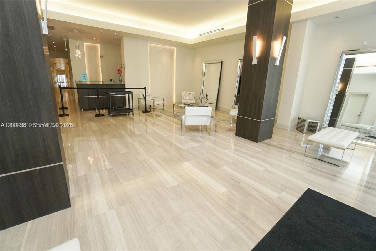 1228 West Ave , Unit 513, Miami Beach, FL 33139 Photo
