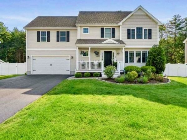 40 Saw Mill Lane, Rockland, MA 02370