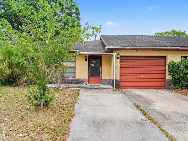 147 E Towne Place , Titusville, FL 32796