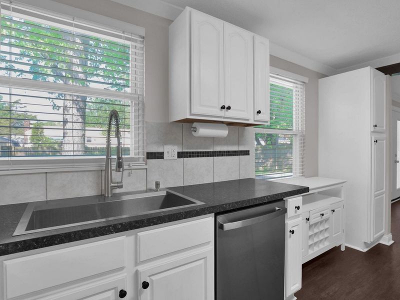 6413 Deer Ridge Lane, Columbus, OH 43229 Photo 13