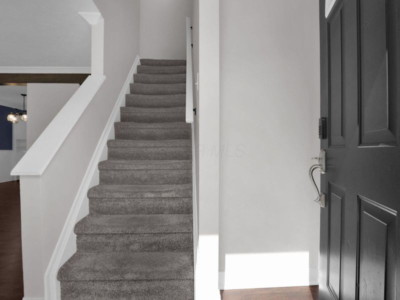 6413 Deer Ridge Lane, Columbus, OH 43229 Photo 3