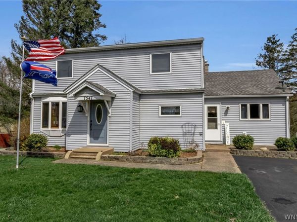 7547 Ridge Road , Gasport, NY 14067