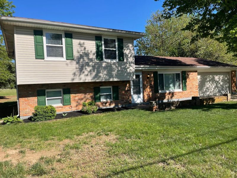 5308 Burgundy Place, Fairfield, OH 45014 Photo 2