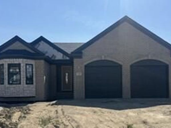 737 Britt CIrcle Drive, Unit 11, Dundee, MI 48131