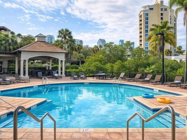 617 ISLAND PLACE WAY , TAMPA, FL 33602