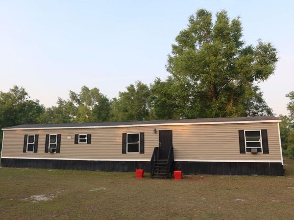 11533 E US 90 , MADISON, FL 32340