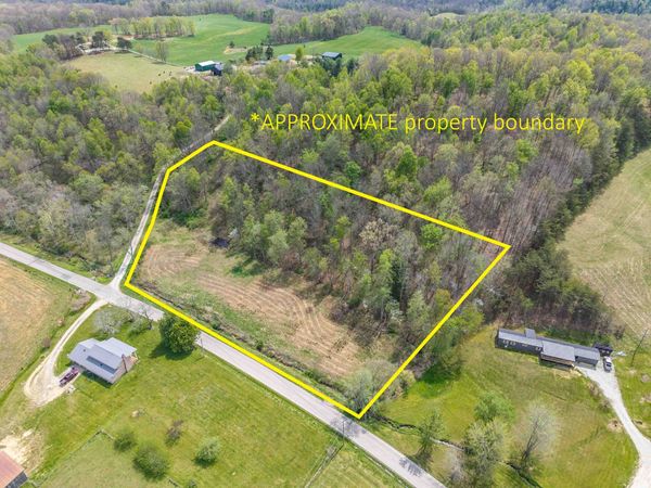 000 State Highway 986 , Olive Hill, KY 41164