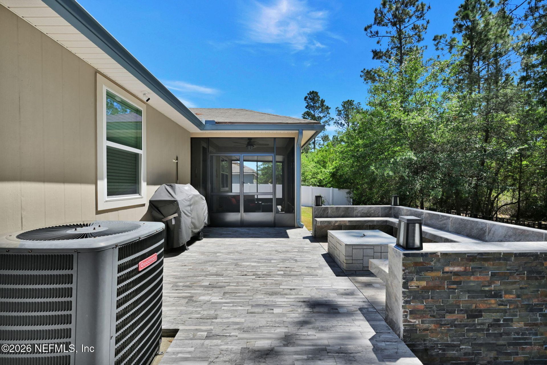 11614 Carson Lake Drive W, Jacksonville, FL 32221 Photo