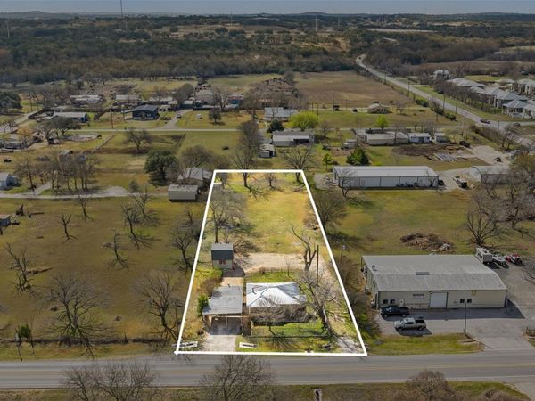 625 Ranch Road 165 , Blanco, TX 78606