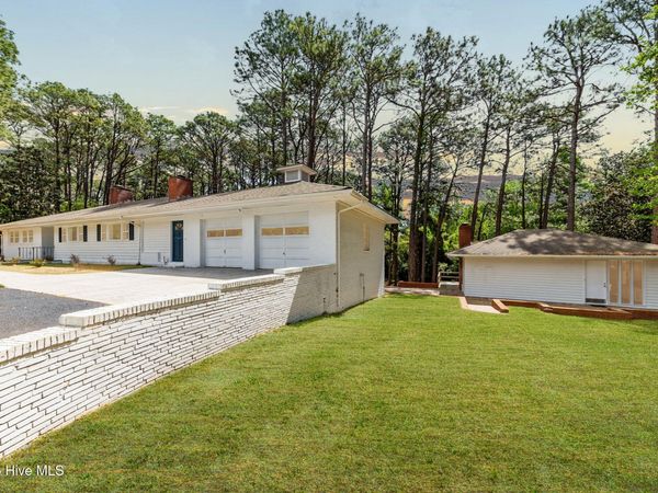 1010 Bion Butler Road, Aberdeen, NC 28315