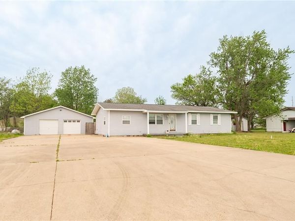 39947 James Ward Street , Malden, MO 63863