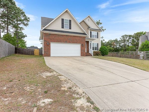 33 Eastwood Court , Lillington, NC 27546