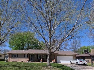 604 Court Street , Stromsburg, NE 68666