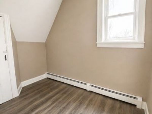 33 RICHELIEU TERRACE, Unit 3, Newark, NJ 07106