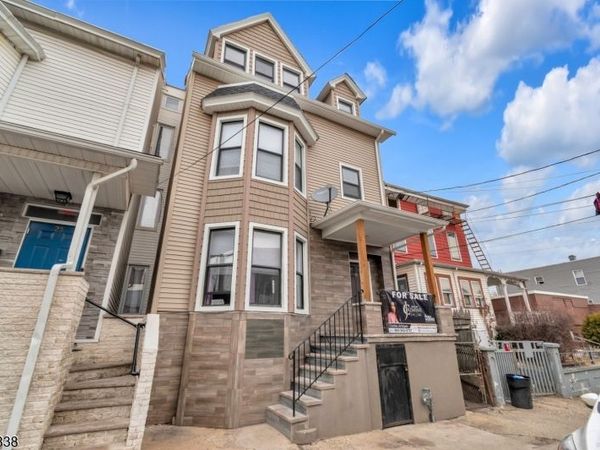 25 Oak St, Unit 3, Paterson, NJ 07501