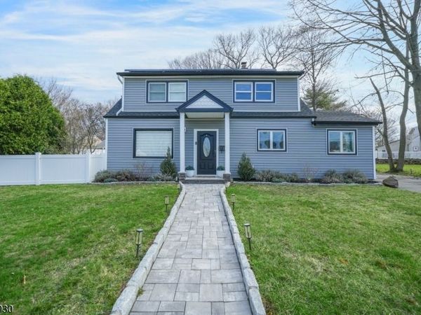 33 Cathy Ave, Hawthorne, NJ 07506
