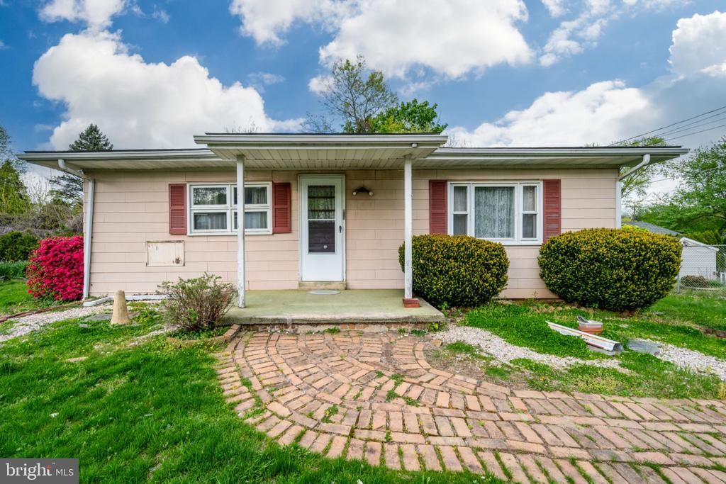 1430 LOGAN STREET , READING, PA 19607