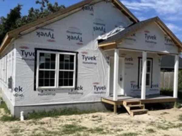 5 W HIGH STREET, SEAFORD, DE 19973