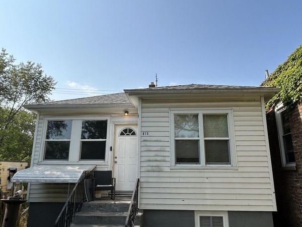 815 W 25th Avenue, Gary, IN 46407
