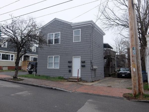 53 Tyng Street , Portland, ME 04102