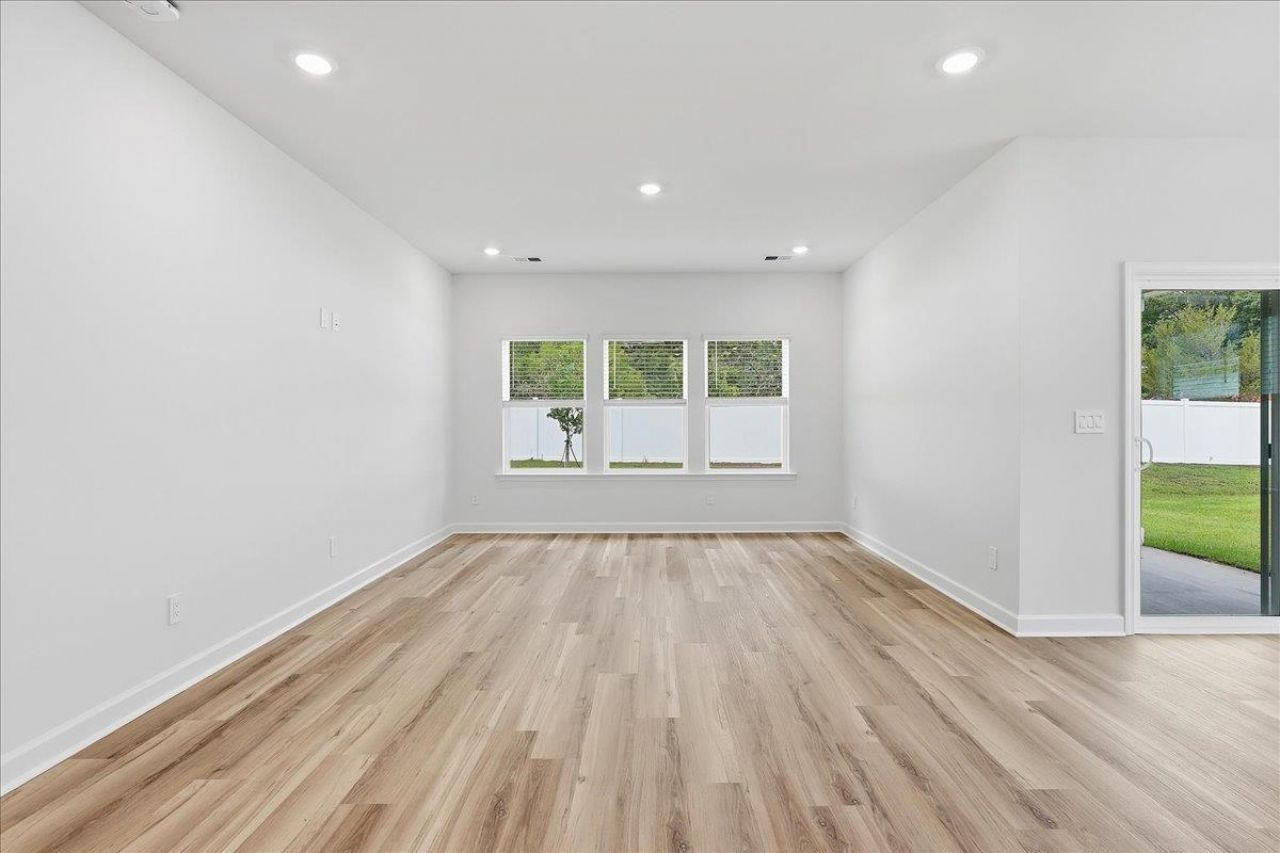 309 Jessamine St. Photo 34