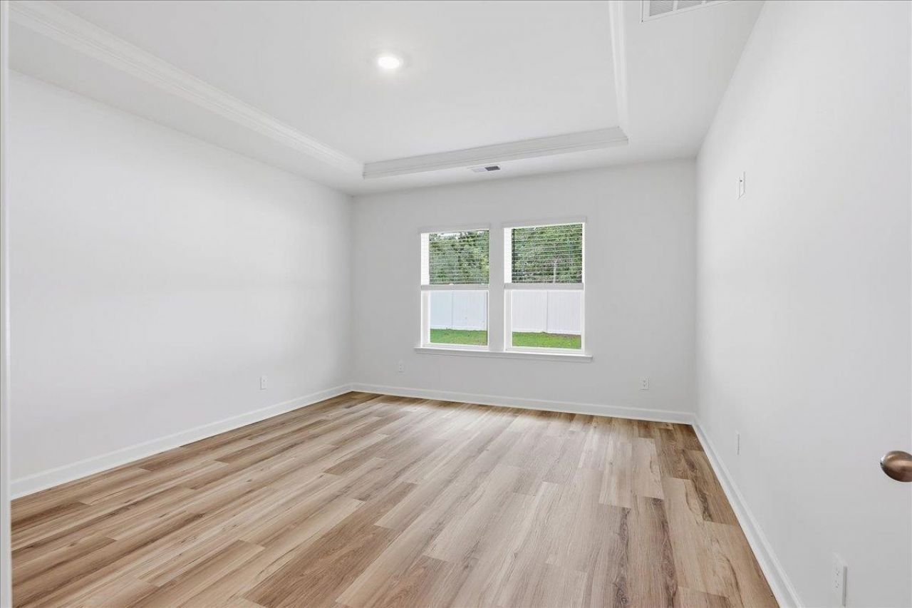 309 Jessamine St. Photo 36