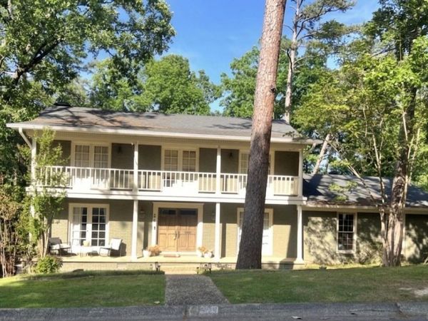 24 Huntington Road, Little Rock, AR 72227