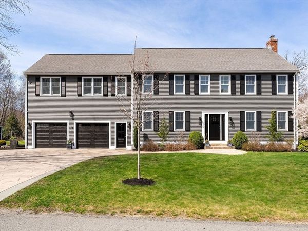 5 Mark Ln, Milton, MA 02186