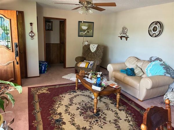 305 N Armor Street, Canton, OK 73724