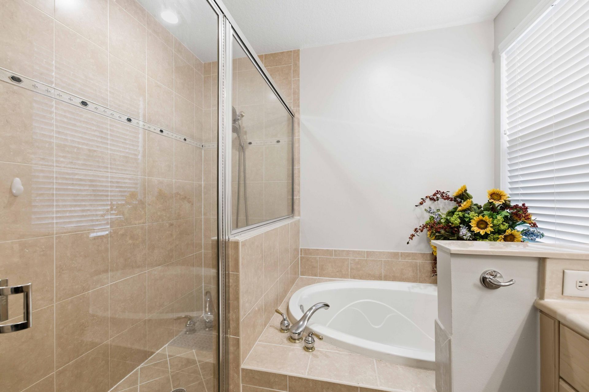 11850 Valencia Gardens Avenue, Palm Beach Gardens, FL 33410 Photo