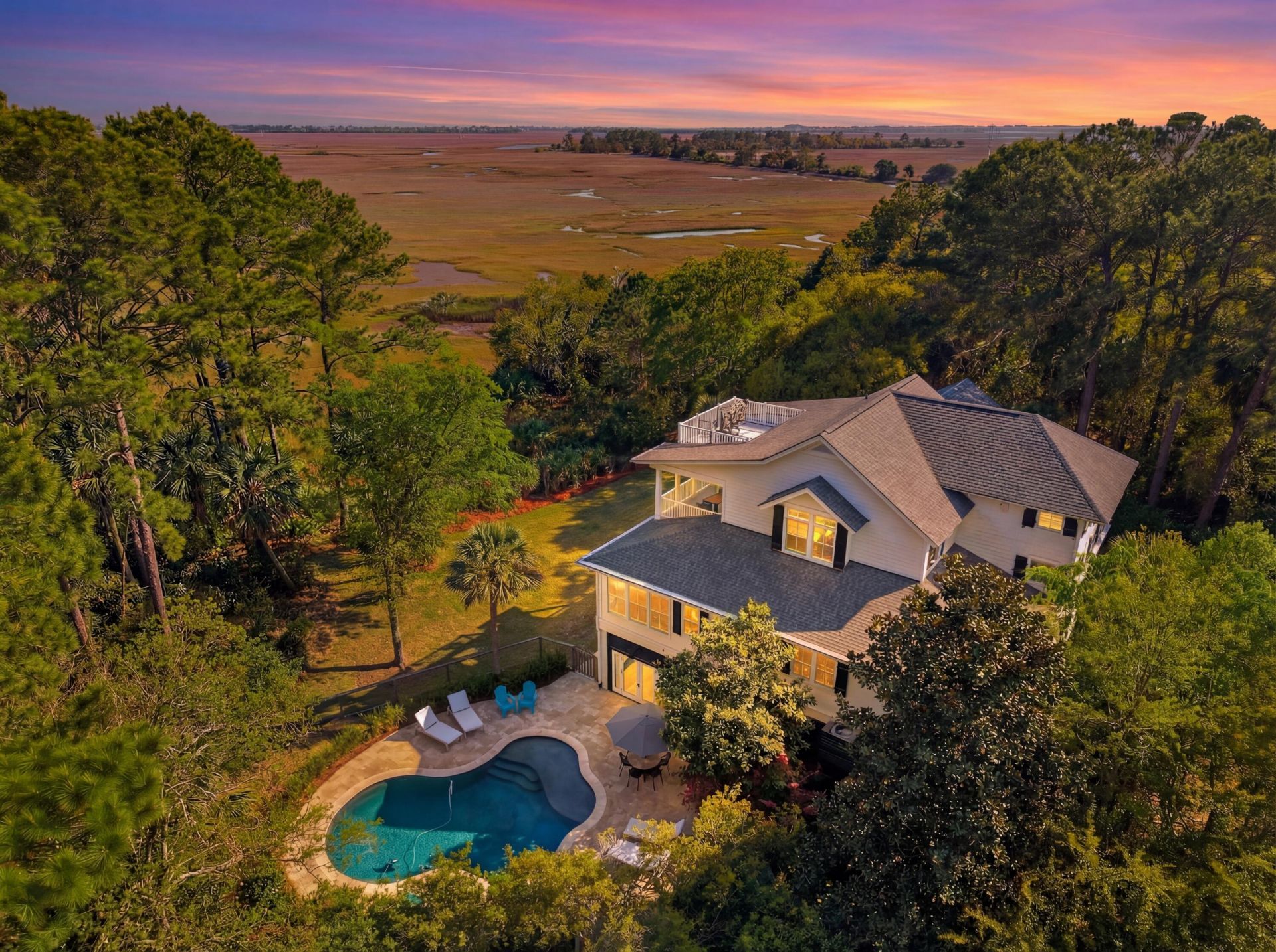 2105 Cape Jasmine Court Photo 2