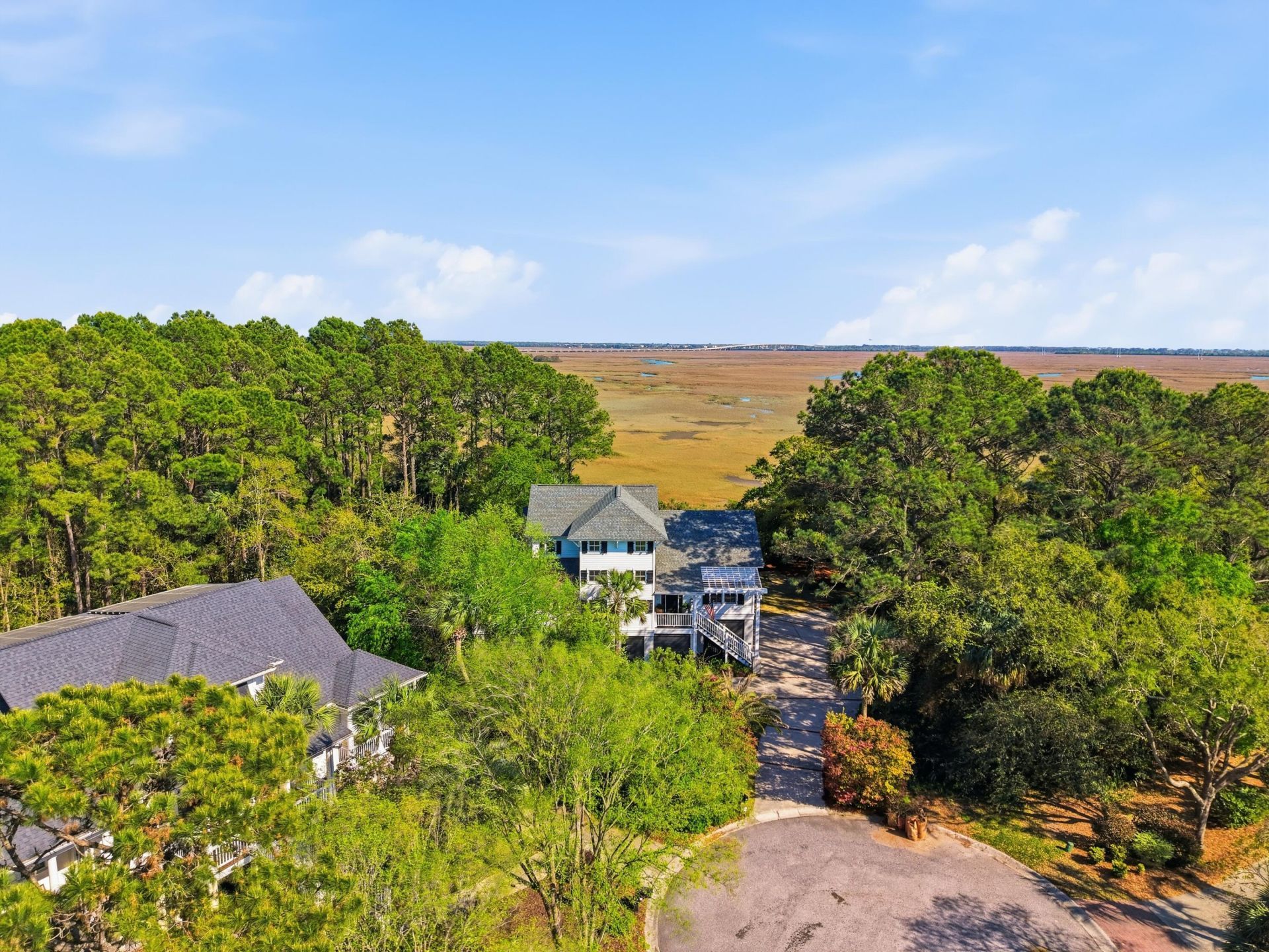 2105 Cape Jasmine Court Photo 7