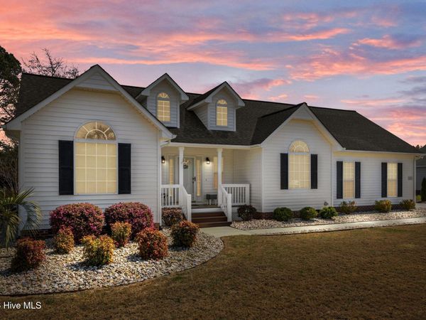 202 Nikida Court , Swansboro, NC 28584