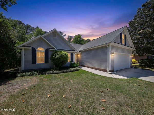 657 Grey Squirrel Drive, Wilmington, NC 28409