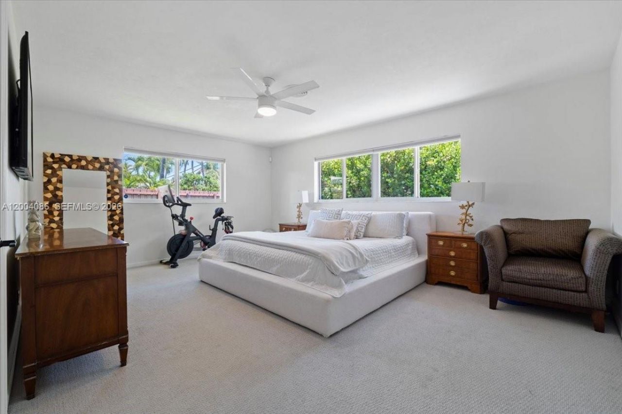 2632 NE 35th St, Fort Lauderdale, FL 33306 Photo